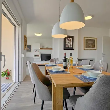 公寓 Veronika Novigrad Istria